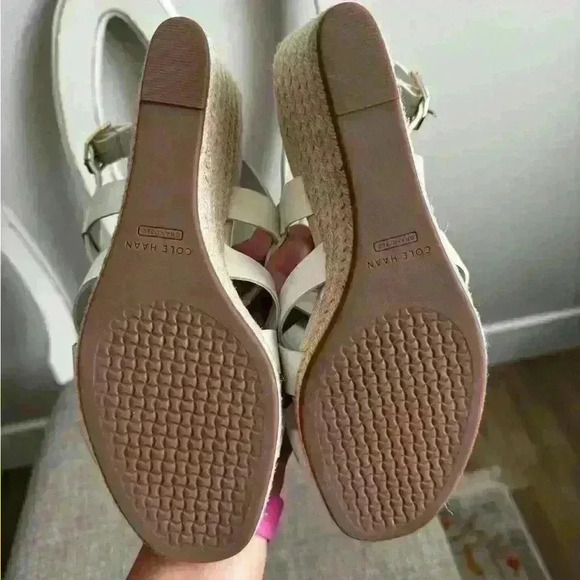 Cole Haan Crystal Wedge Sandal Size 8.5 - Picture 6 of 9